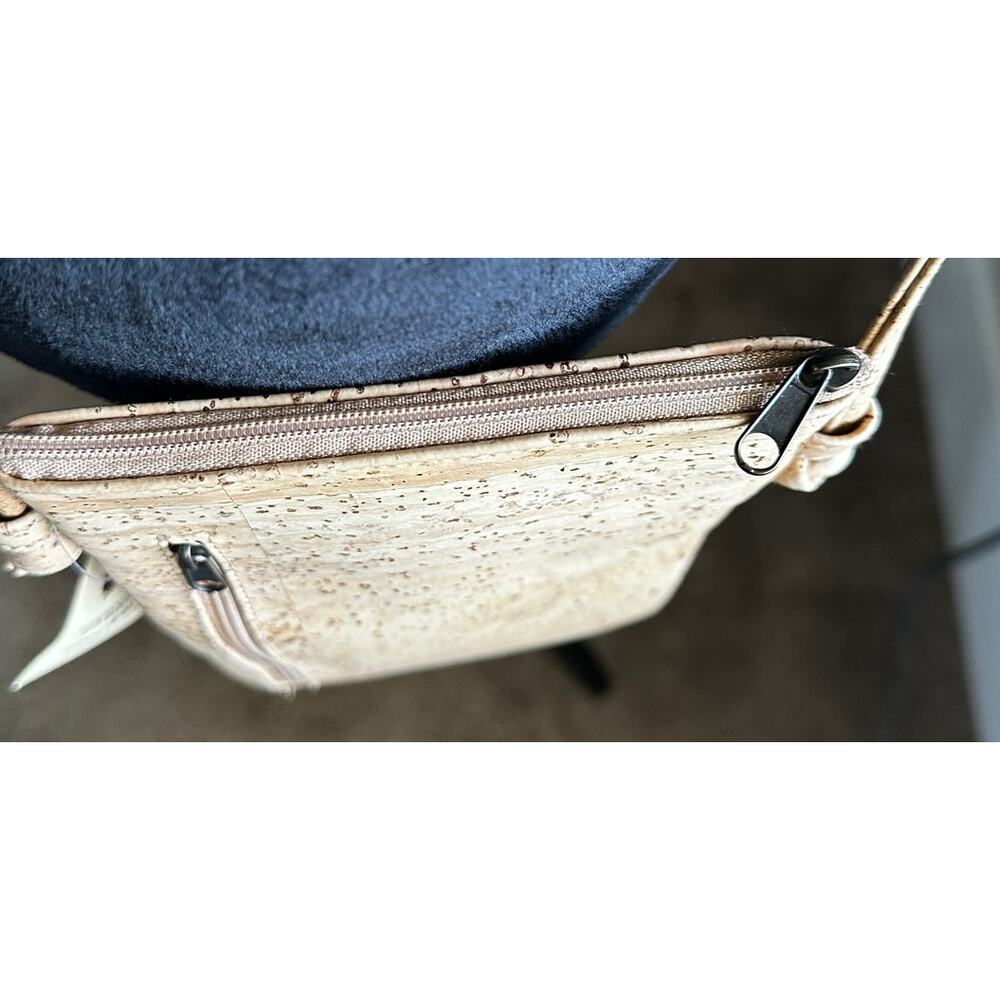 NWT CORKEDIA Printed Bohemian Cork Small Crossbody Bag - Picture 5 of 6